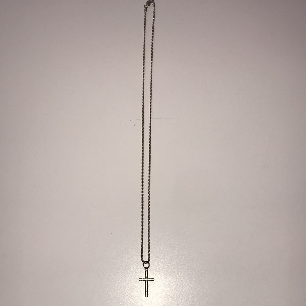 925 Sterling Silver Chain & Cross - 18 inch Silver Chain - Picture 6 of 7